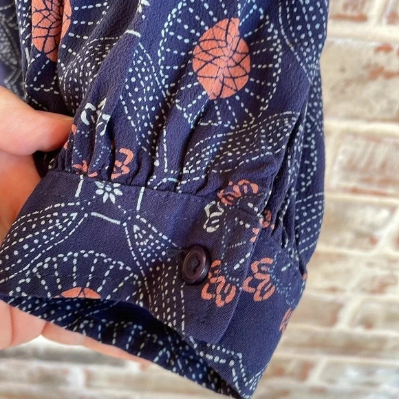 Dip Dark Blue Coral Floral Medallion Long Sleeved Blouse - Picture 5 of 10